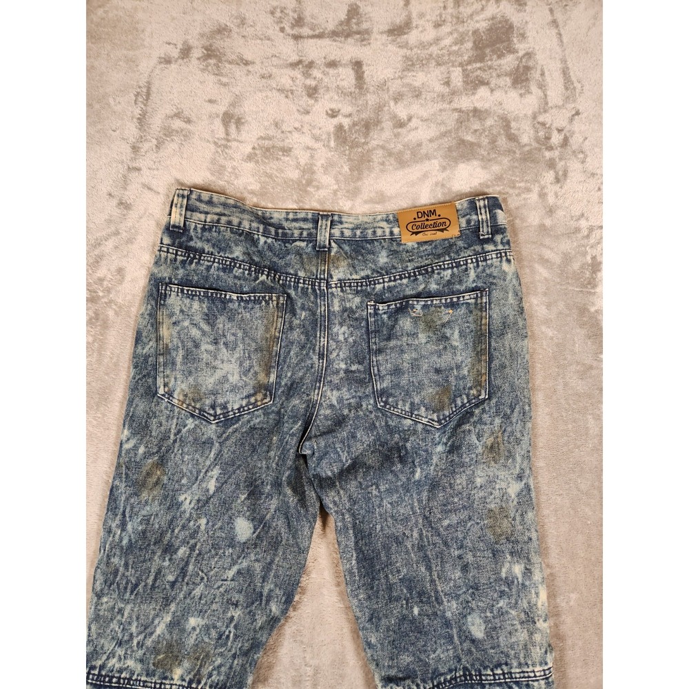 Distressed Blue Wash Men's Jeans with Grid Paneling - Picture 12 of 14